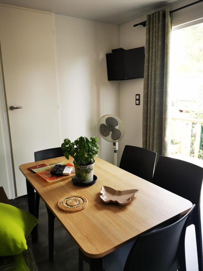 Mobil Home Neuf Camping L Ile Dor Plage St Raphael Avec Piscine Saint-Raphaël Εξωτερικό φωτογραφία